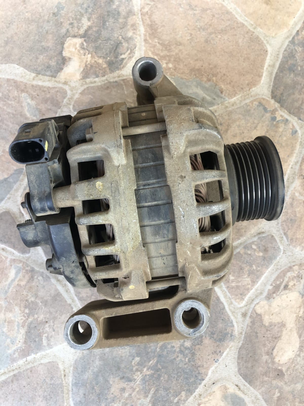 Ford Ranger T6/ T7 - 2.2L, 3.2L, Alternator (diesel)