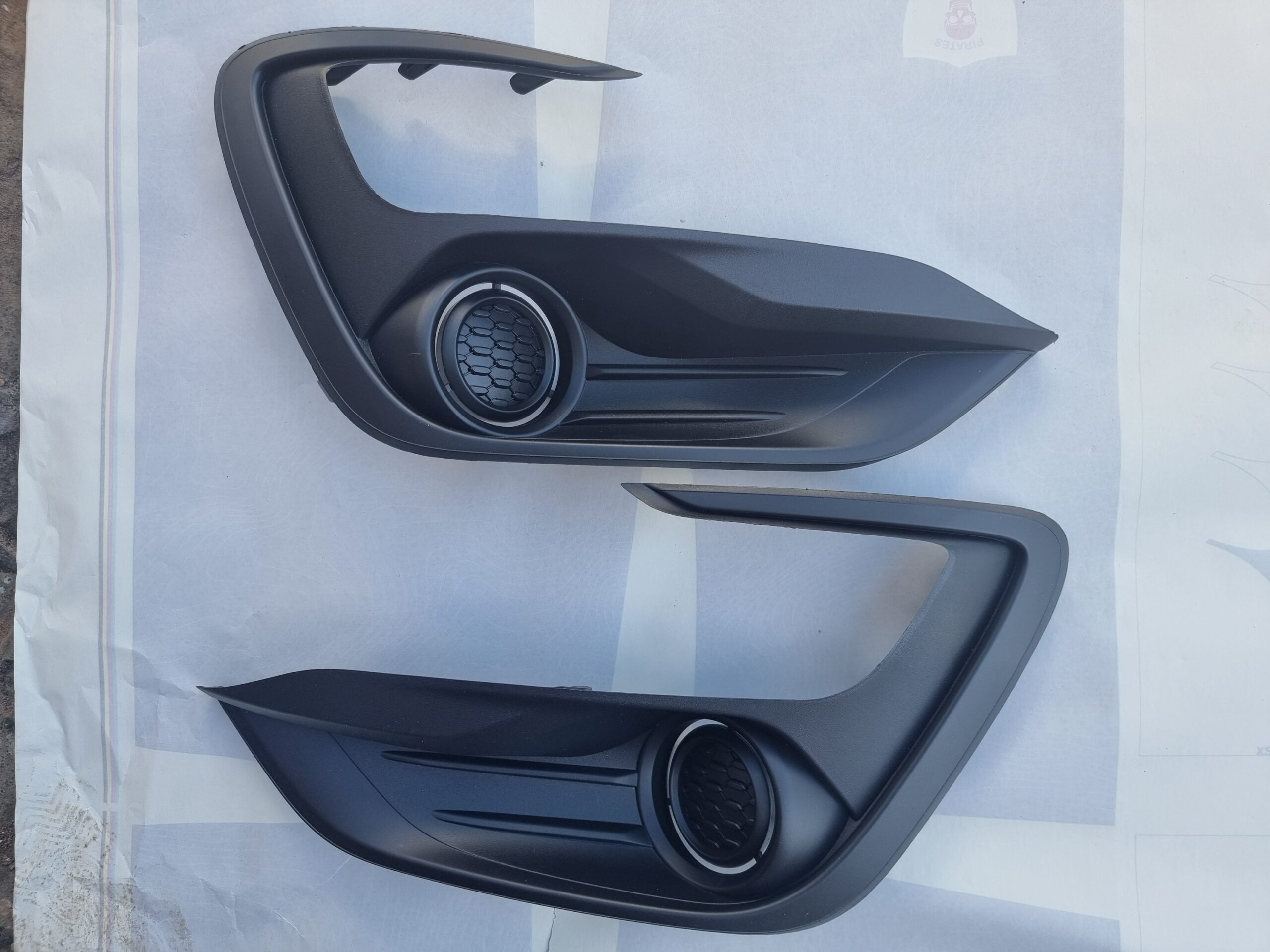 Ford Figo Fog lights covers, (2018-2023)