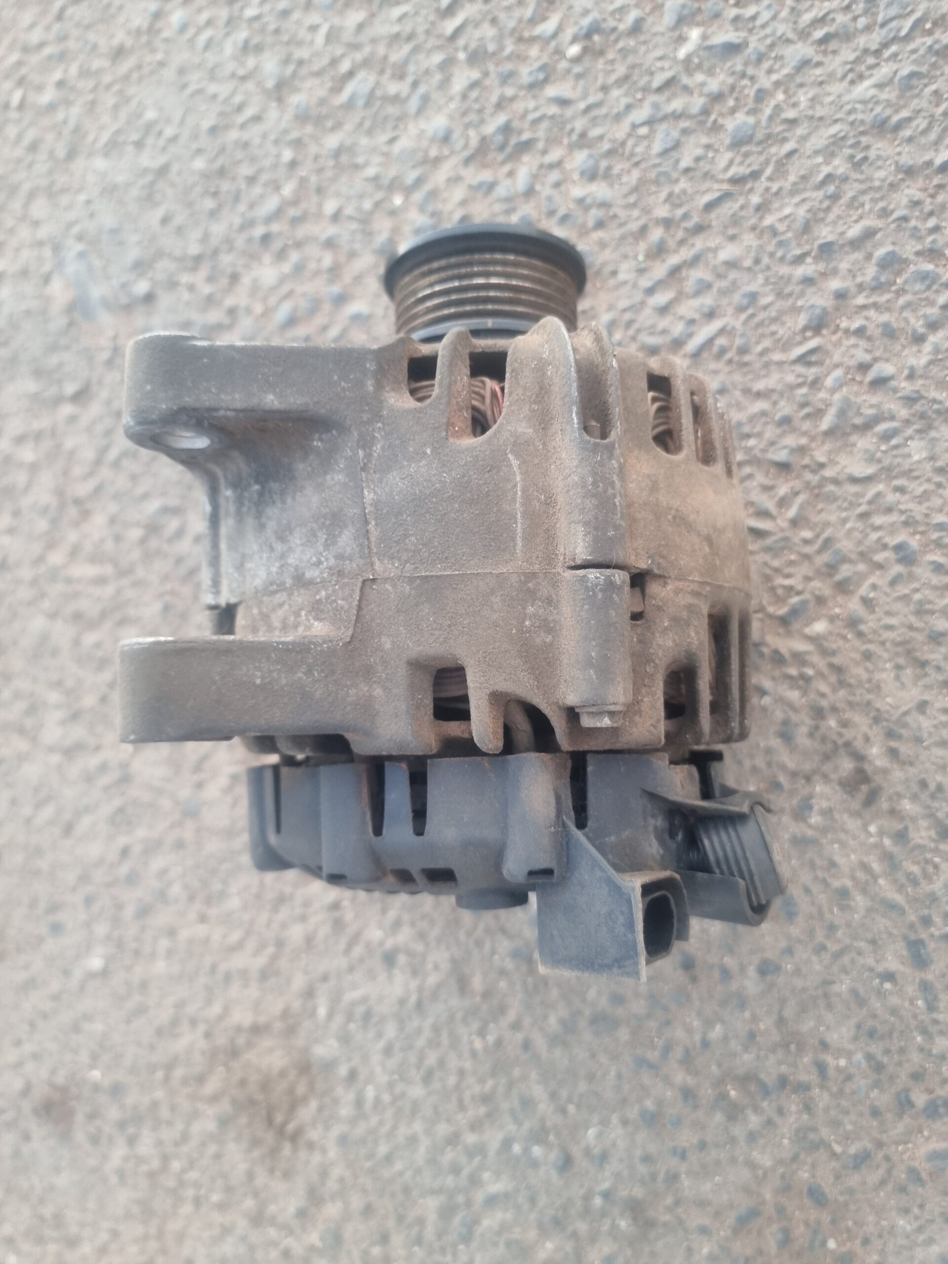 Ford Ranger Ecosport Alternator (diesel) - Image 2