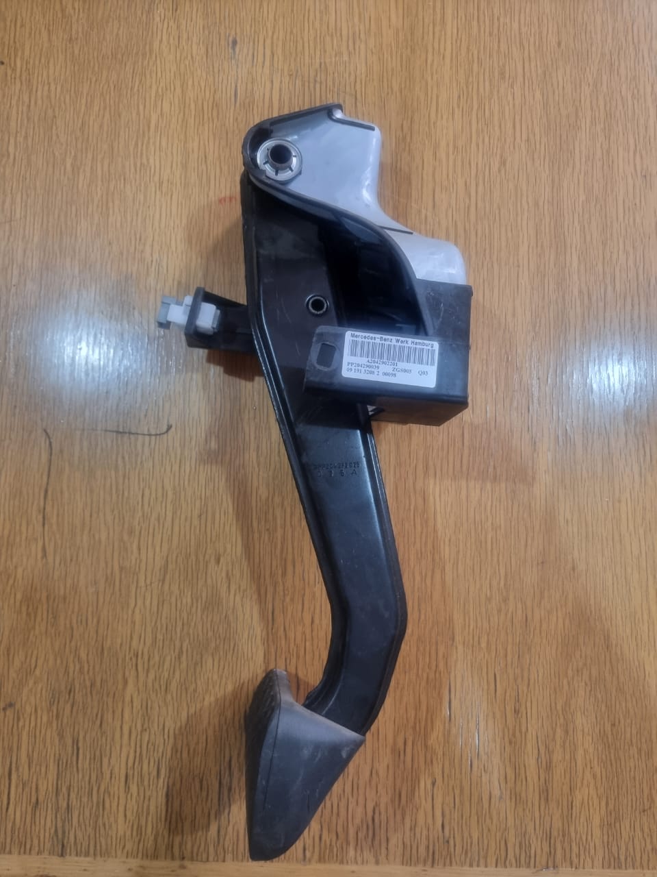 Mercedes Benz-W204, Auto Break pedal,A2042902201,ZGS005